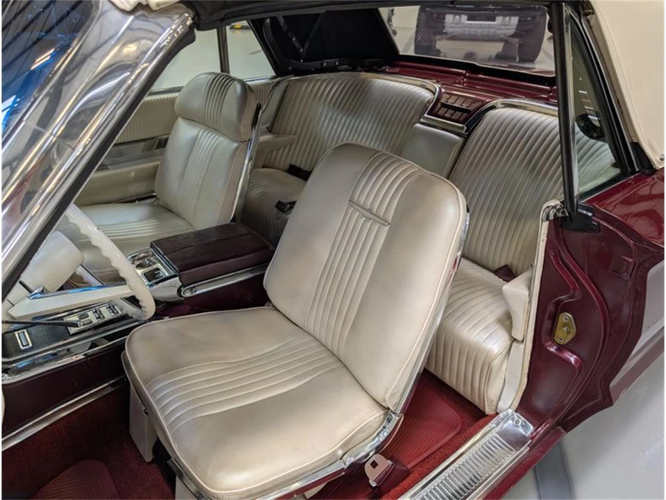 1965 Ford Thunderbird 4th Gen - Image 8 of 31