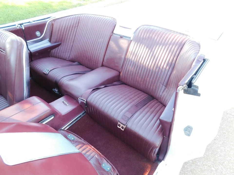 1965 Ford Thunderbird 4th Gen - Image 14 of 31
