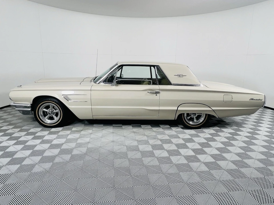 1965 Ford Thunderbird 4th Gen - Image 8 of 20