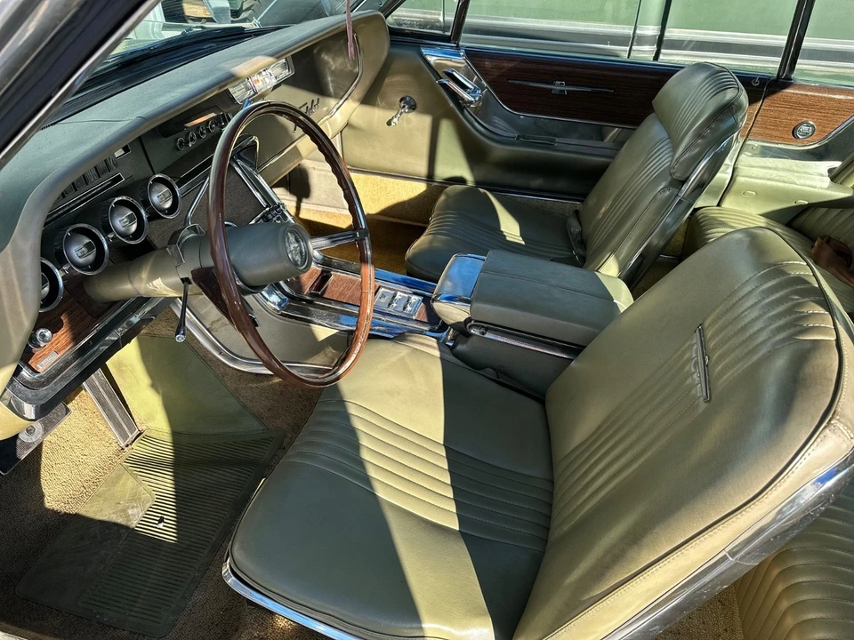 1965 Ford Thunderbird 4th Gen - Image 9 of 17