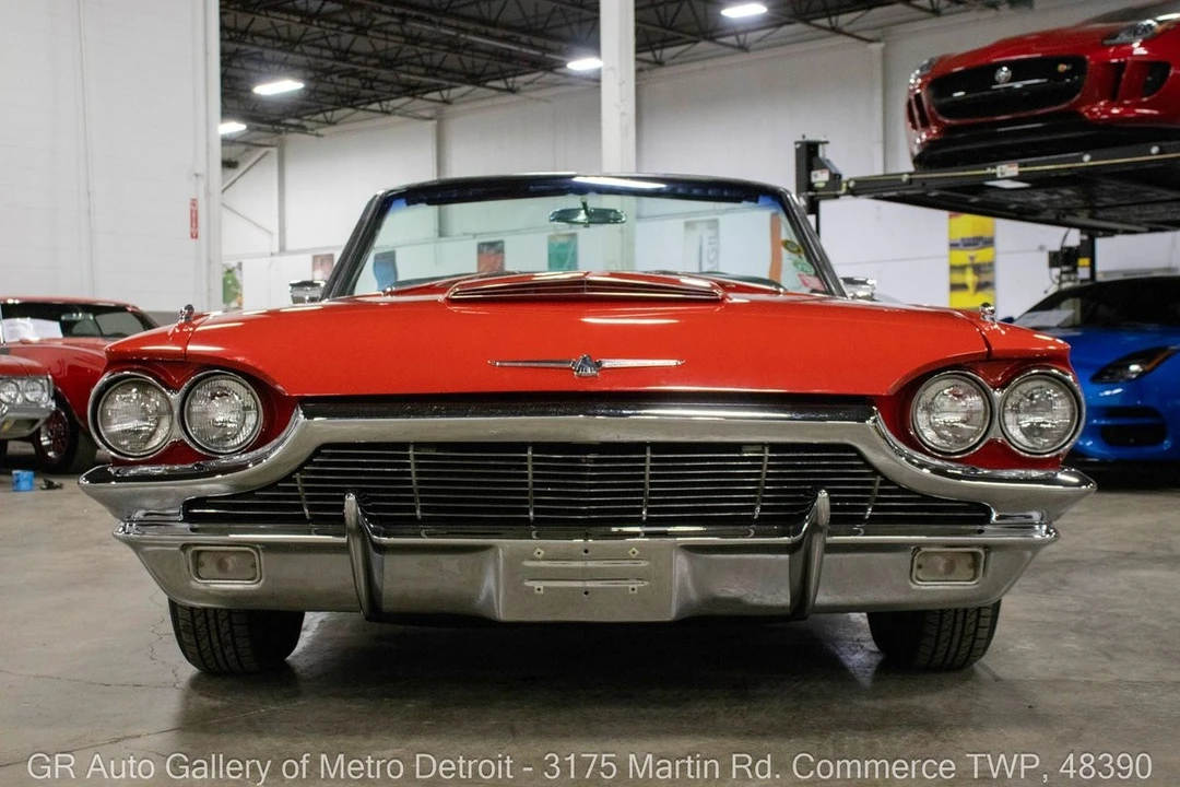 1965 Ford Thunderbird 4th Gen - Image 13 of 31