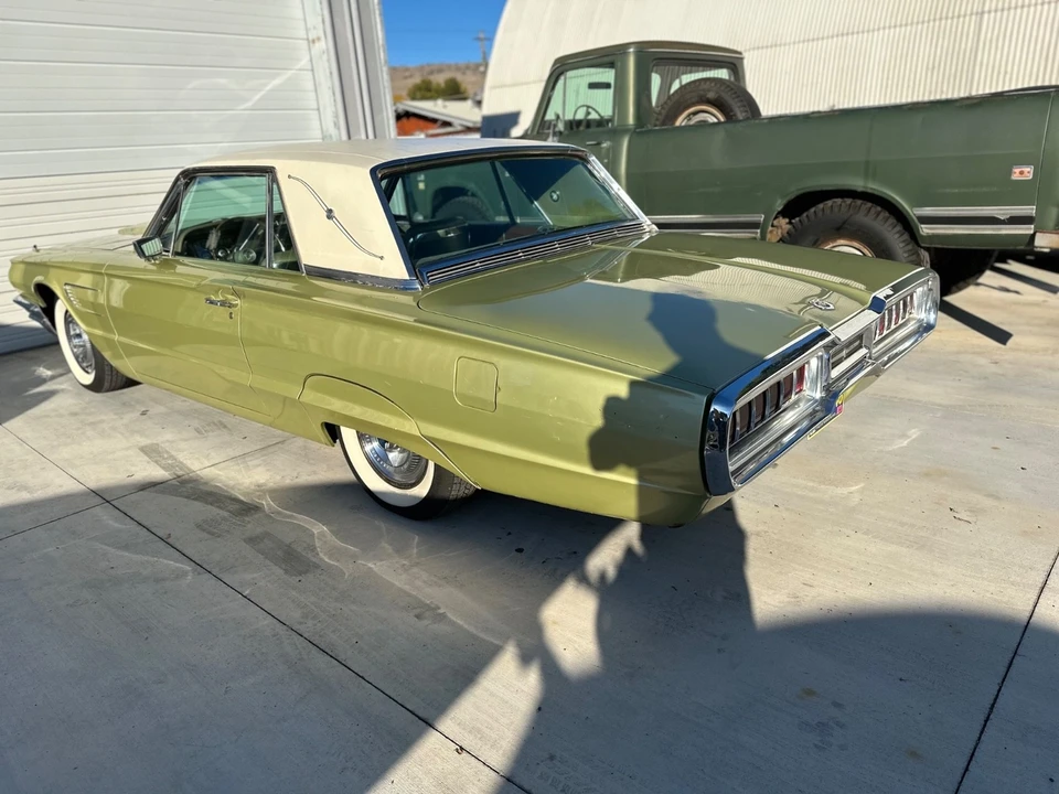 1965 Ford Thunderbird 4th Gen - Image 6 of 17