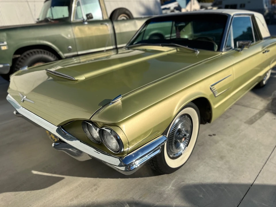 1965 Ford Thunderbird 4th Gen - Image 2 of 17