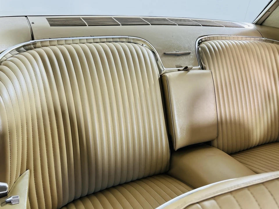 1965 Ford Thunderbird 4th Gen - Image 17 of 20