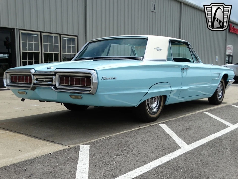 1965 Ford Thunderbird 4th Gen - Image 9 of 21