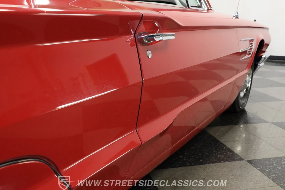 1965 Ford Thunderbird 4th Gen - Image 28 of 31