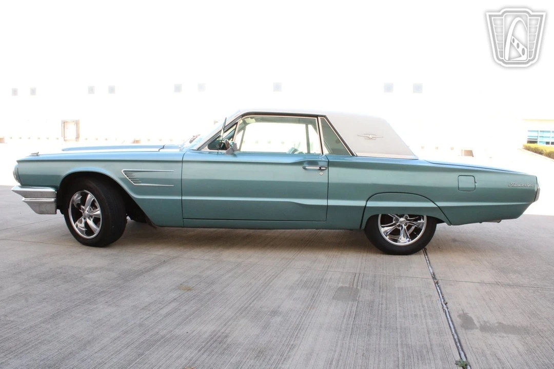 1965 Ford Thunderbird 4th Gen - Image 5 of 12