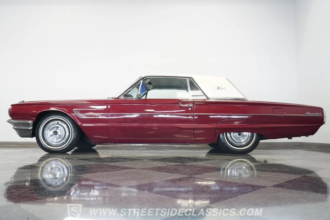 1965 Ford Thunderbird 4th Gen - Image 11 of 12