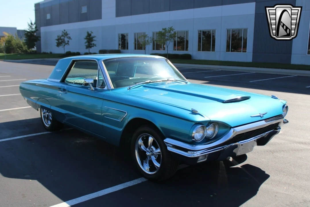 1965 Ford Thunderbird 4th Gen - Image 9 of 12