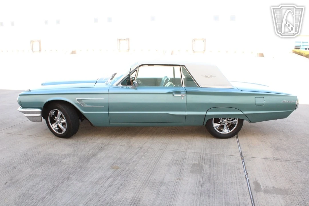 1965 Ford Thunderbird 4th Gen - Image 4 of 12