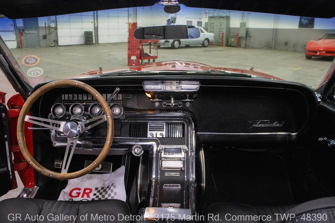 1965 Ford Thunderbird 4th Gen - Image 17 of 31