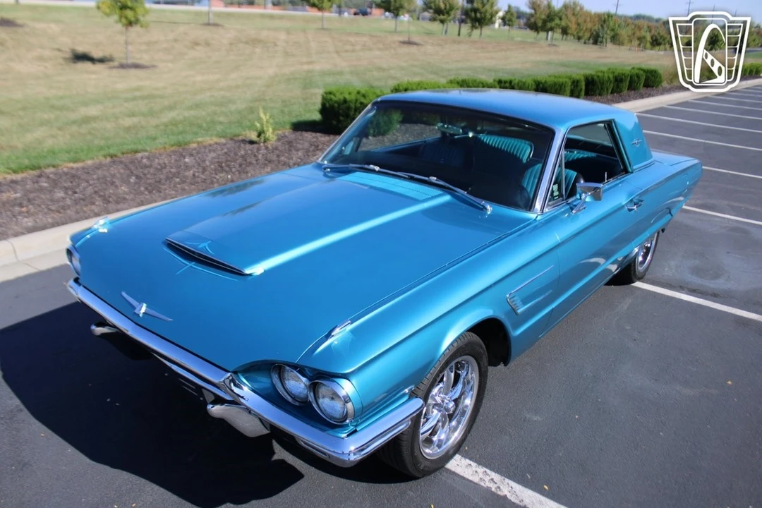 1965 Ford Thunderbird 4th Gen - Image 11 of 12