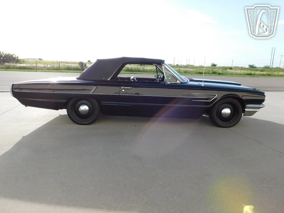 1965 Ford Thunderbird 4th Gen - Image 4 of 12