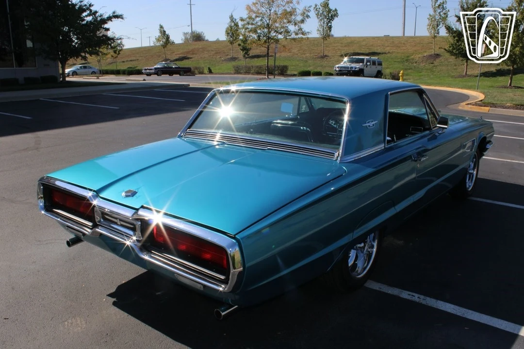 1965 Ford Thunderbird 4th Gen - Image 7 of 12