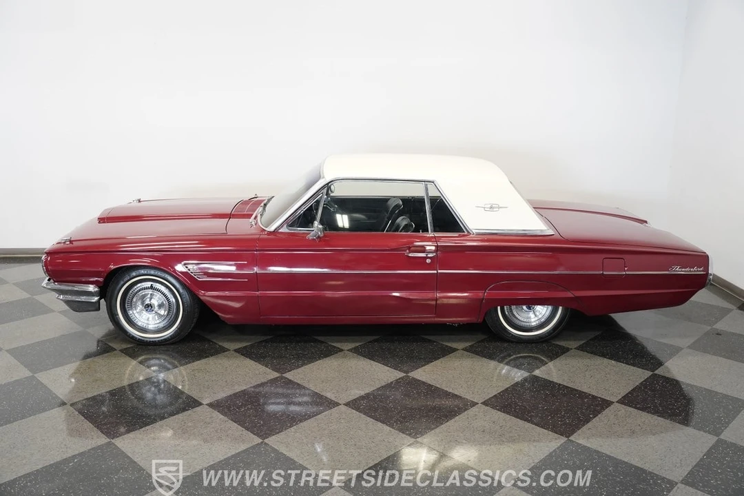 1965 Ford Thunderbird 4th Gen - Image 9 of 12