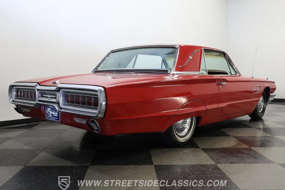 1965 Ford Thunderbird 4th Gen - Image 27 of 31
