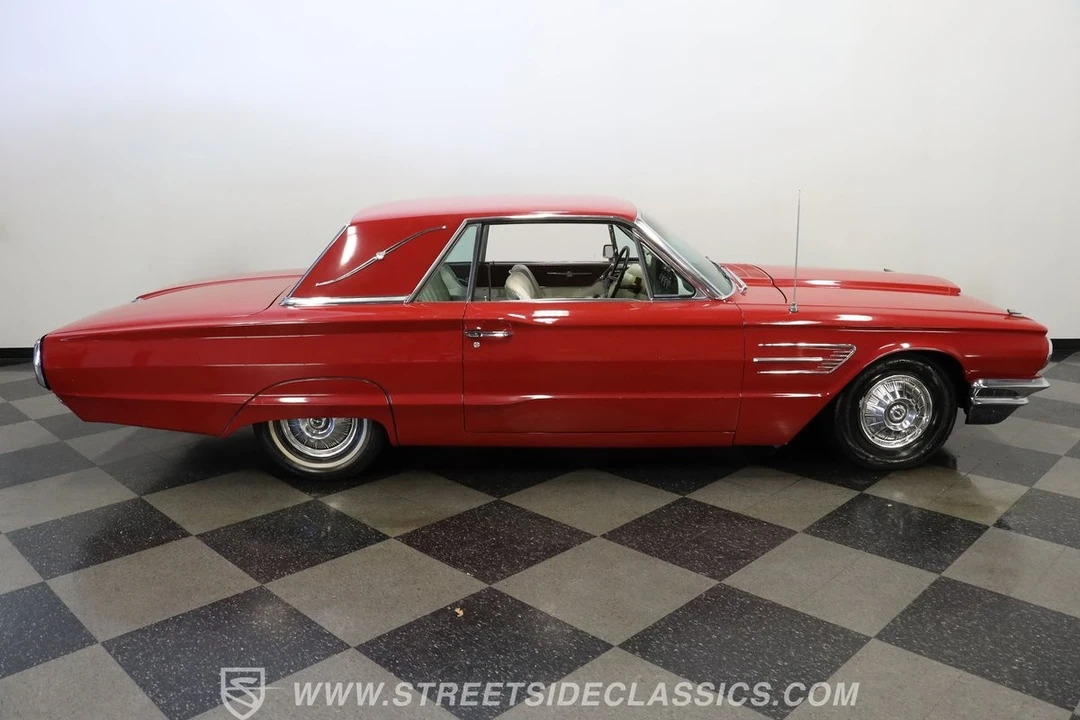 1965 Ford Thunderbird 4th Gen - Image 14 of 31
