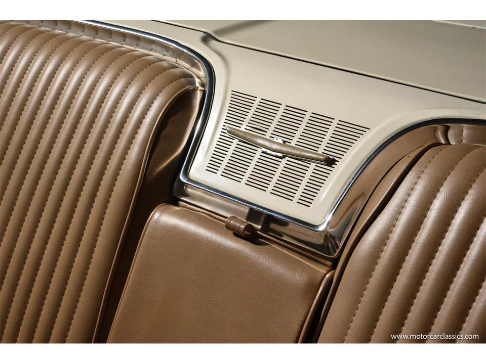 1965 Ford Thunderbird 4th Gen - Image 22 of 31