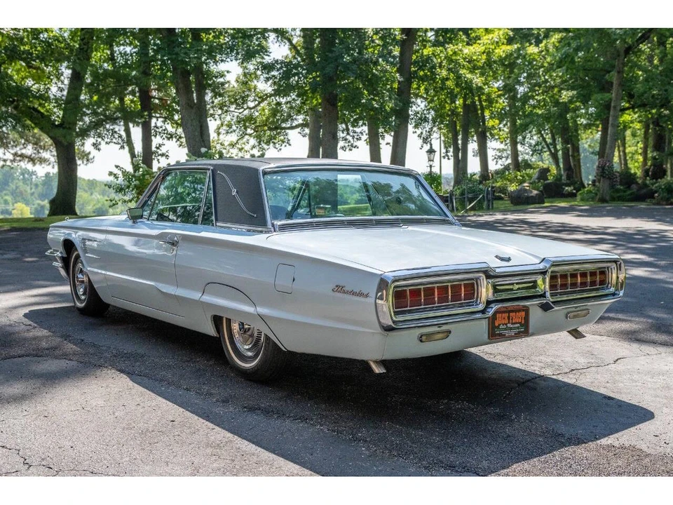 1965 Ford Thunderbird 4th Gen - Image 4 of 31