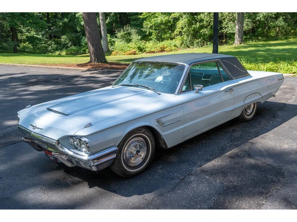 1965 Ford Thunderbird 4th Gen - Image 14 of 31