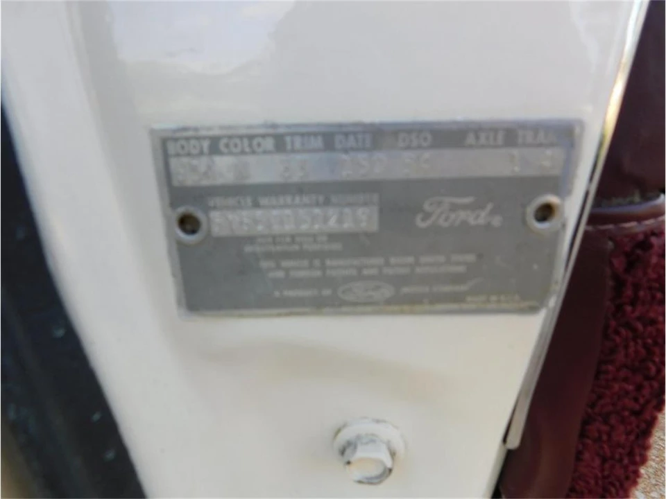 1965 Ford Thunderbird 4th Gen - Image 29 of 31