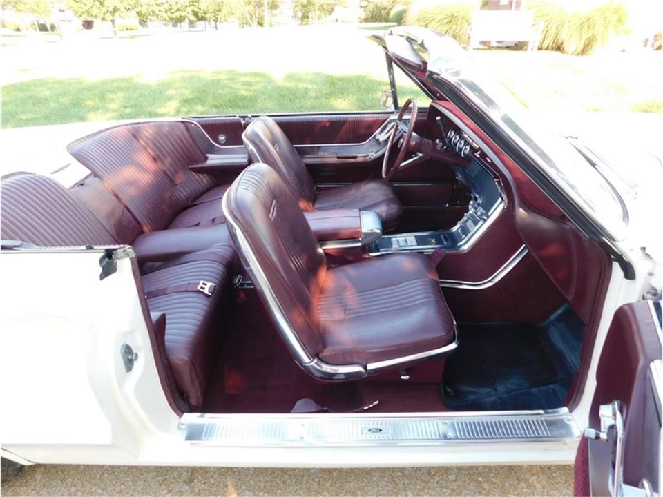 1965 Ford Thunderbird 4th Gen - Image 17 of 31