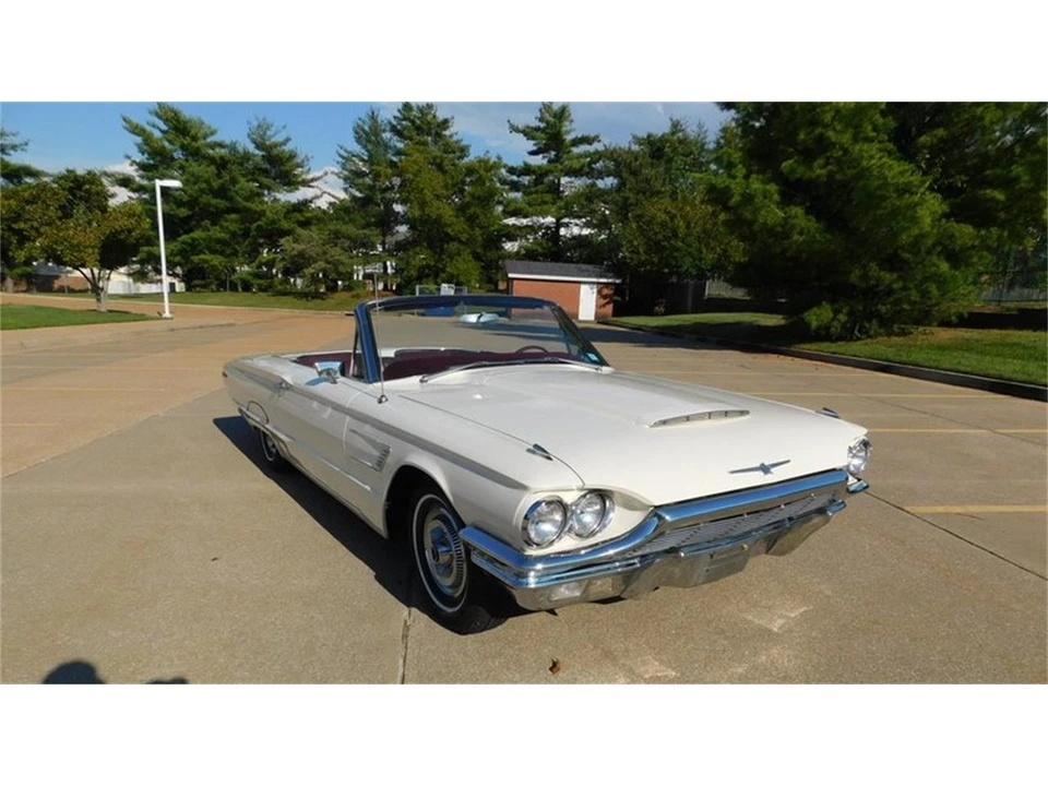 1965 Ford Thunderbird 4th Gen - Image 21 of 31