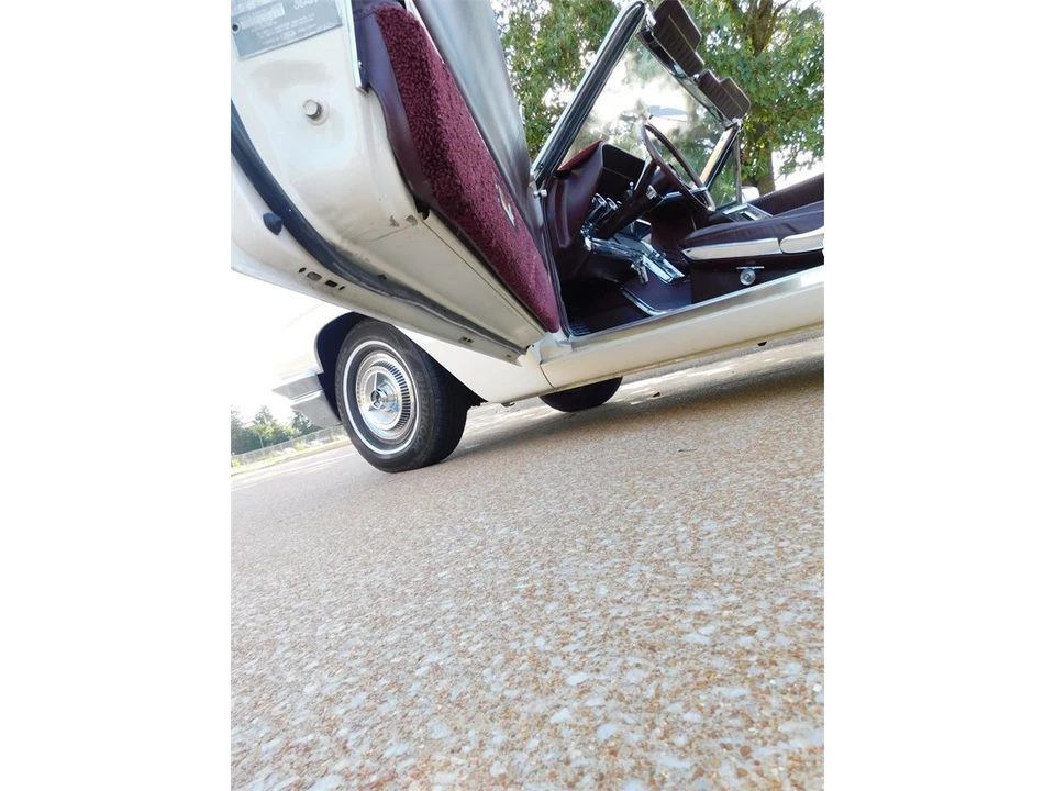 1965 Ford Thunderbird 4th Gen - Image 30 of 31