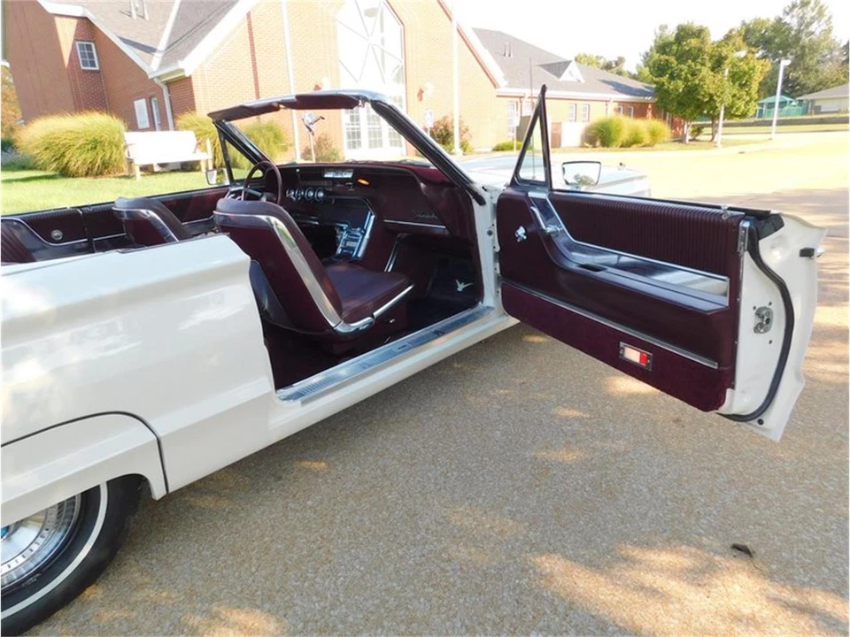 1965 Ford Thunderbird 4th Gen - Image 16 of 31