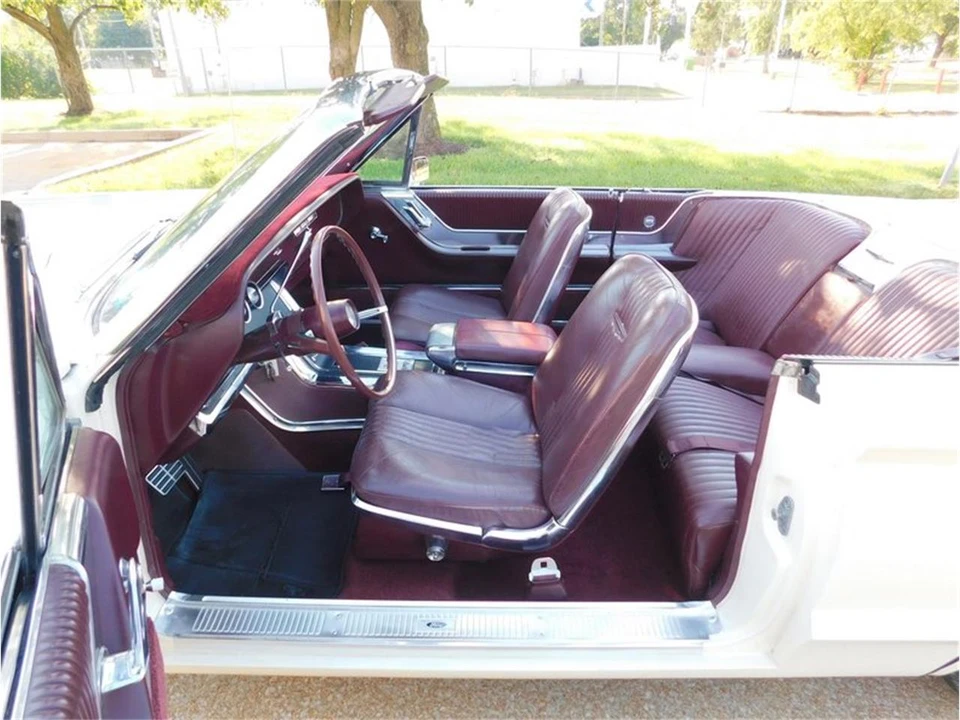 1965 Ford Thunderbird 4th Gen - Image 12 of 31