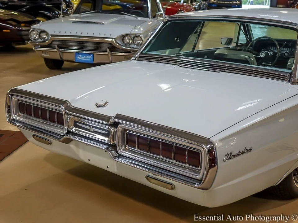 1965 Ford Thunderbird 4th Gen - Image 9 of 12