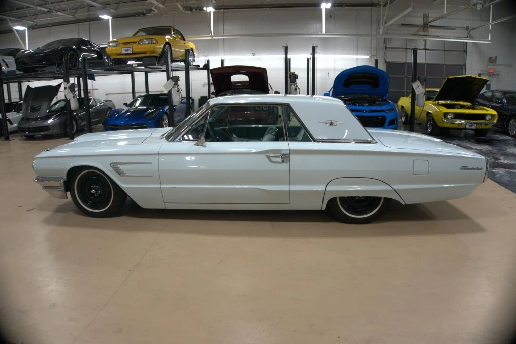 1965 Ford Thunderbird 4th Gen - Image 2 of 21