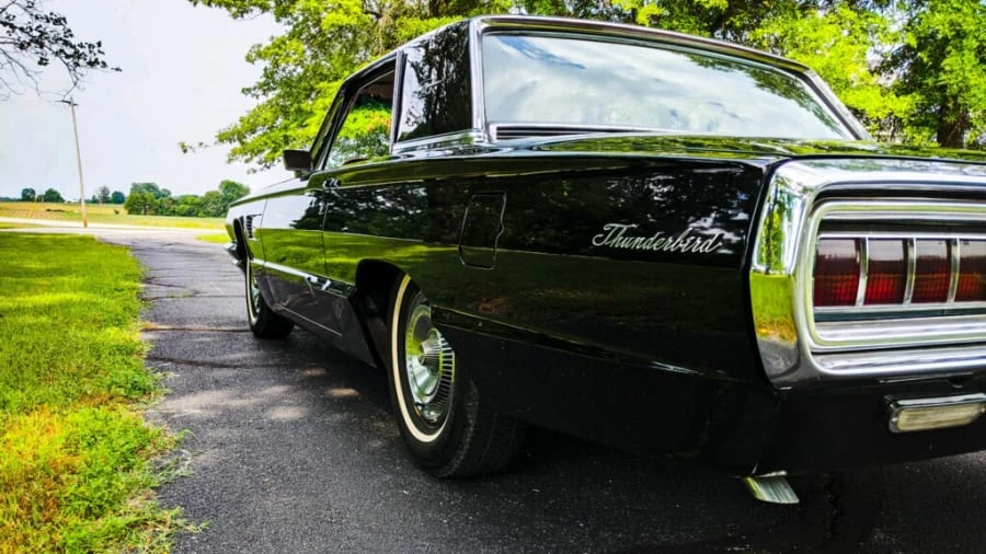 1965 Ford Thunderbird 4th Gen - Image 9 of 13