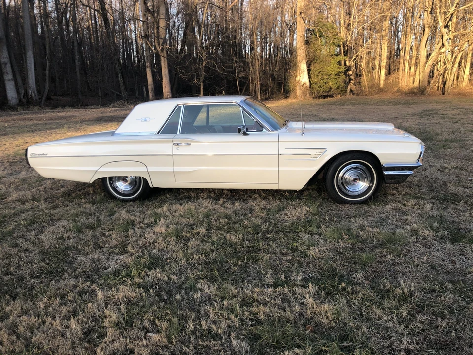 1965 Ford Thunderbird 4th Gen - Image 18 of 31