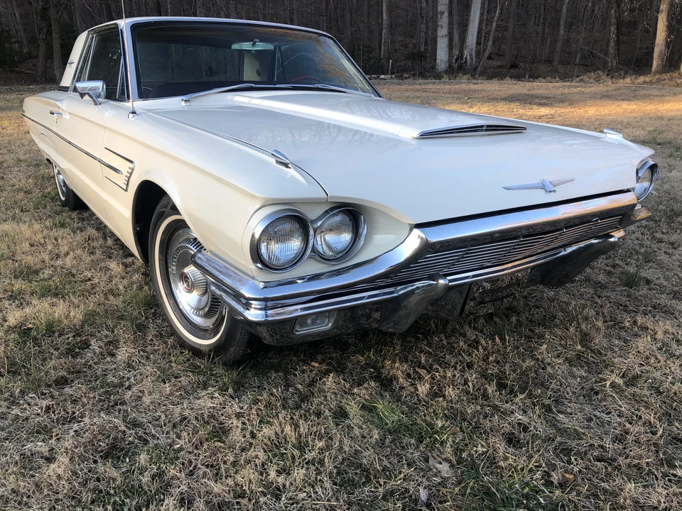 1965 Ford Thunderbird 4th Gen - Image 24 of 31