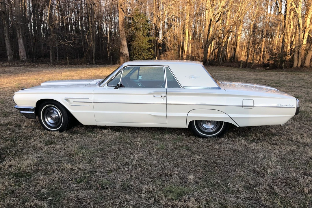 1965 Ford Thunderbird 4th Gen - Image 8 of 31