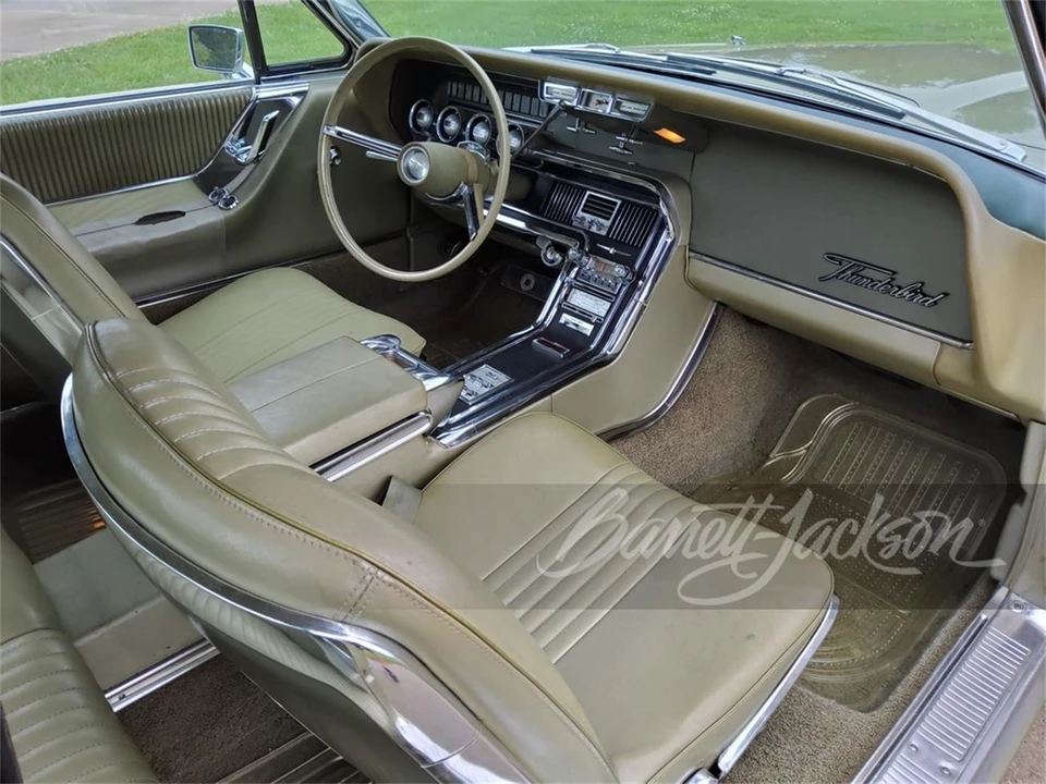 1965 Ford Thunderbird 4th Gen - Image 5 of 6