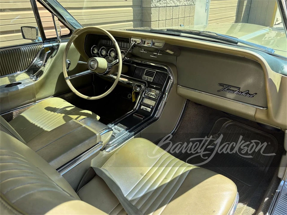 1965 Ford Thunderbird 4th Gen - Image 4 of 5