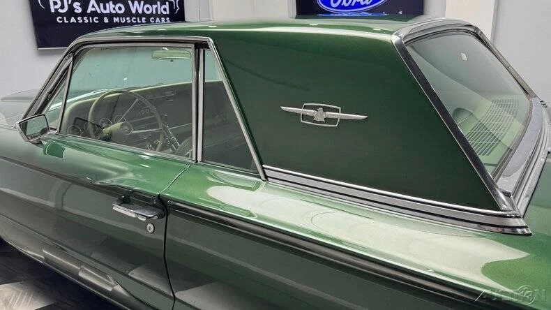 1965 Ford Thunderbird 4th Gen - Image 18 of 21