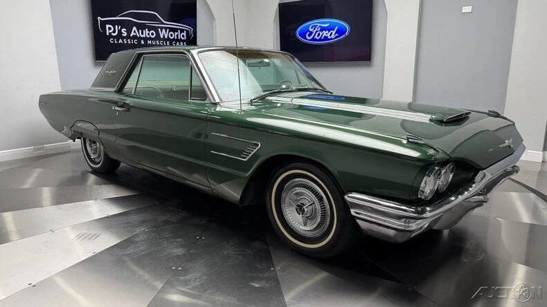 1965 Ford Thunderbird 4th Gen - Image 9 of 21