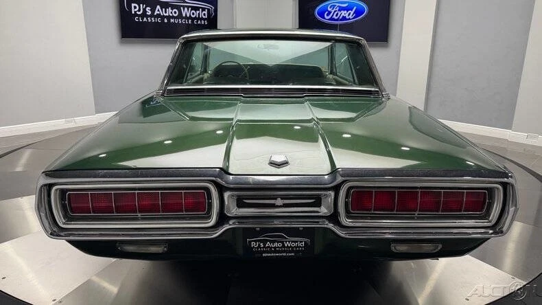 1965 Ford Thunderbird 4th Gen - Image 15 of 21
