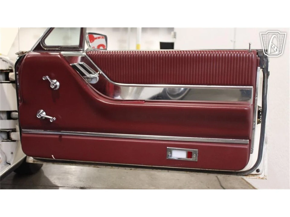 1965 Ford Thunderbird 4th Gen - Image 12 of 31