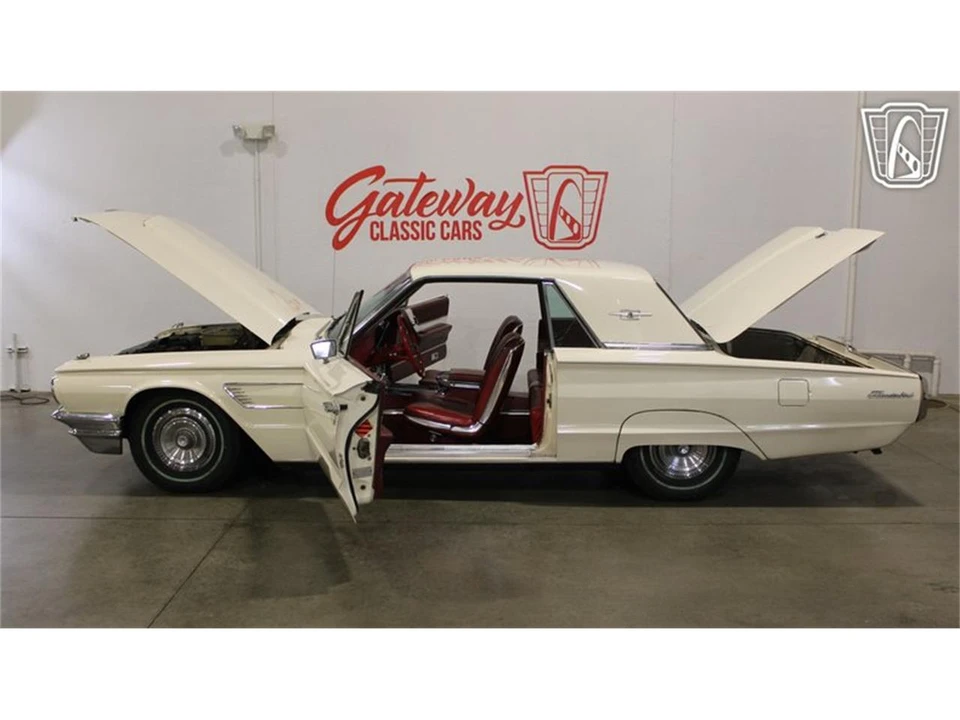 1965 Ford Thunderbird 4th Gen - Image 5 of 31