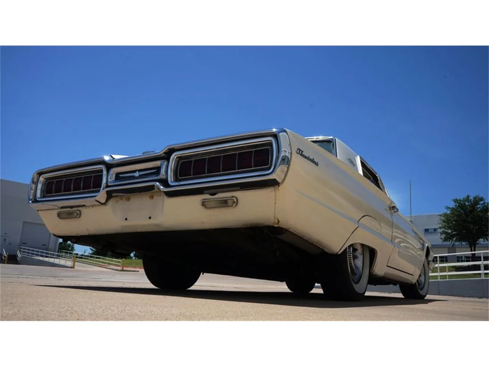 1965 Ford Thunderbird 4th Gen - Image 16 of 31