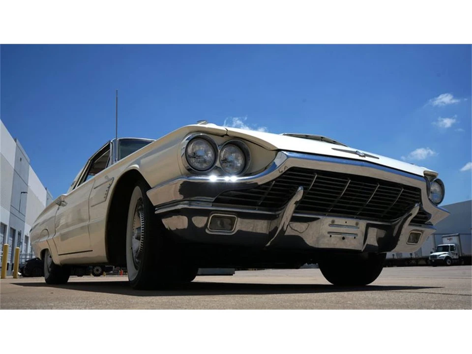 1965 Ford Thunderbird 4th Gen - Image 22 of 31