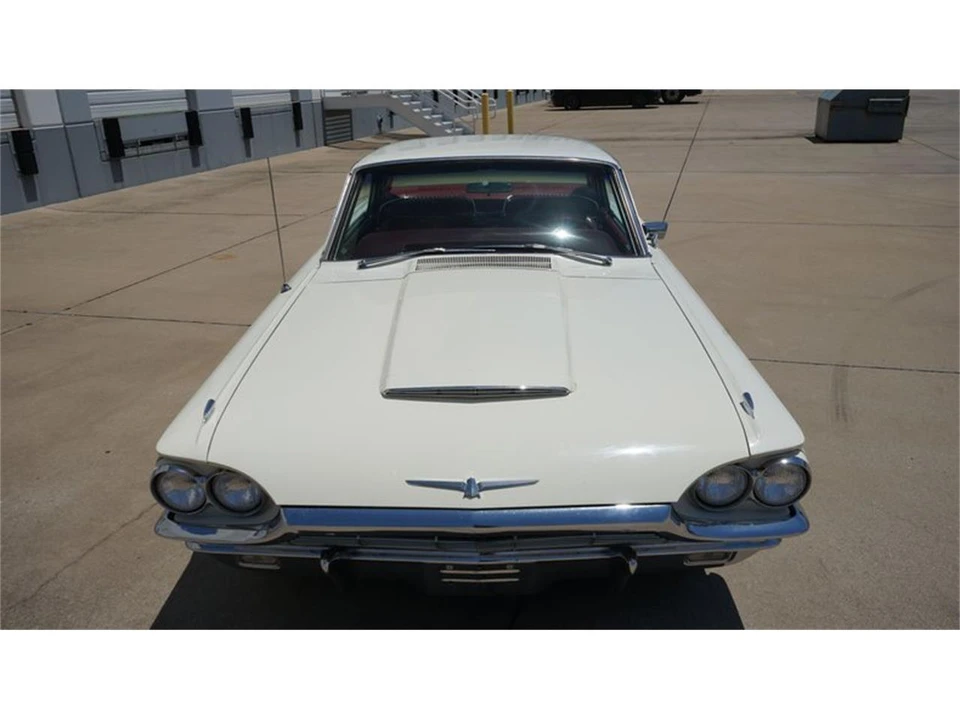 1965 Ford Thunderbird 4th Gen - Image 23 of 31