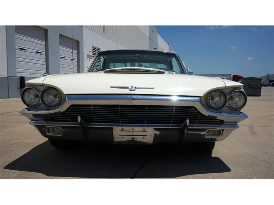 1965 Ford Thunderbird 4th Gen - Image 24 of 31