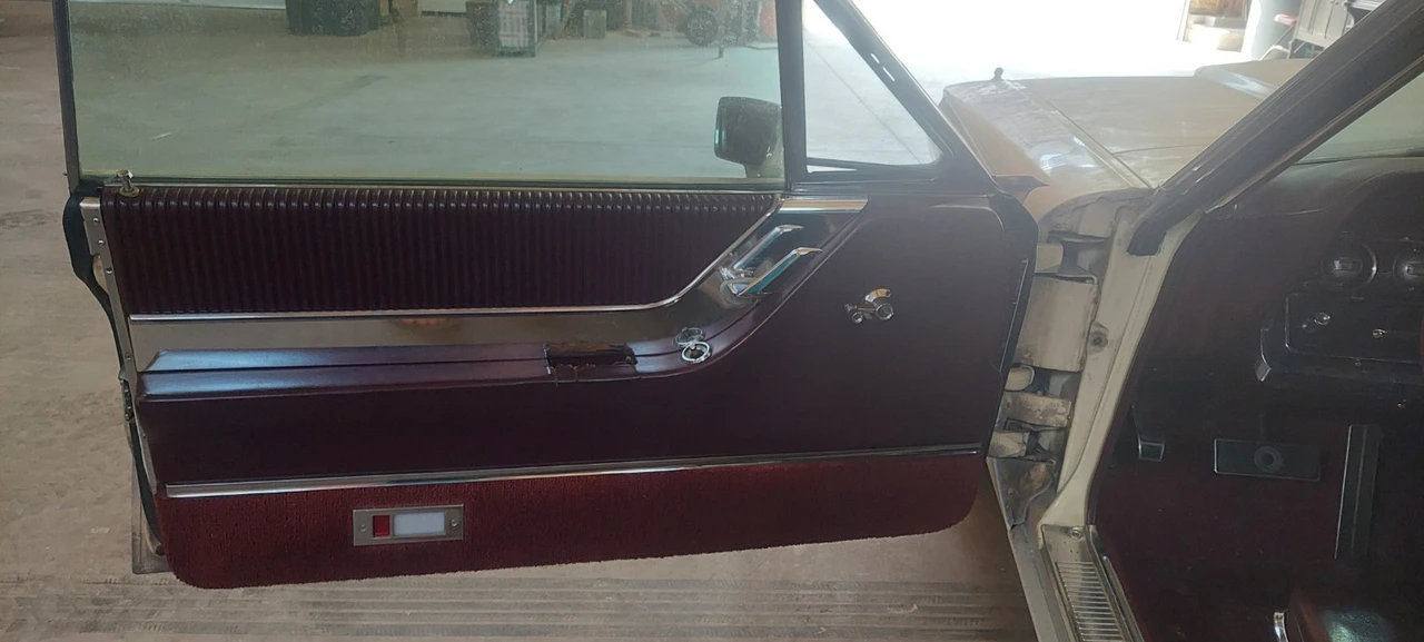 1965 Ford Thunderbird 4th Gen - Image 10 of 24