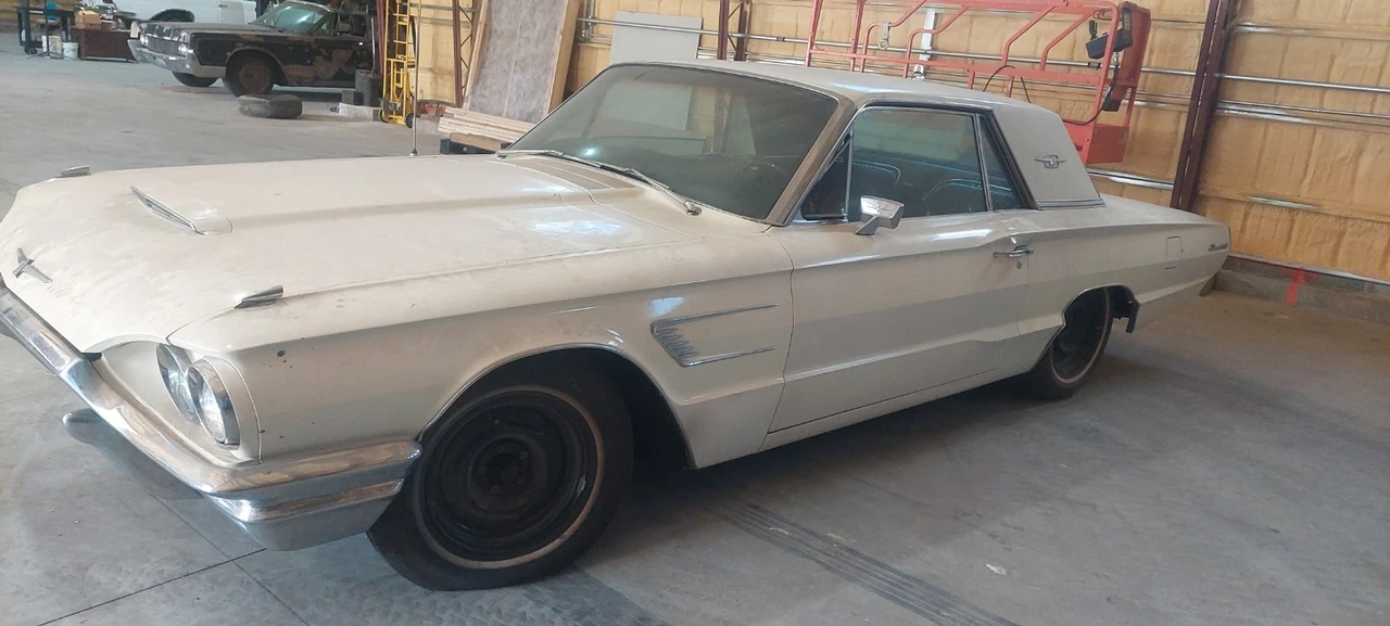 1965 Ford Thunderbird 4th Gen - Image 3 of 24
