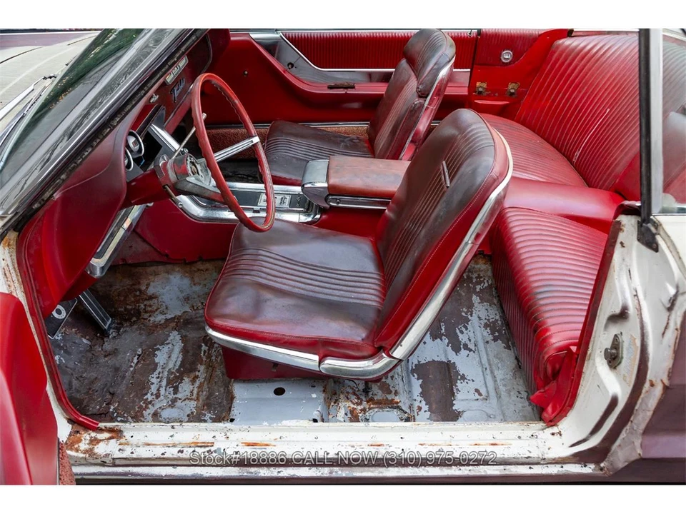 1965 Ford Thunderbird 4th Gen - Image 15 of 31